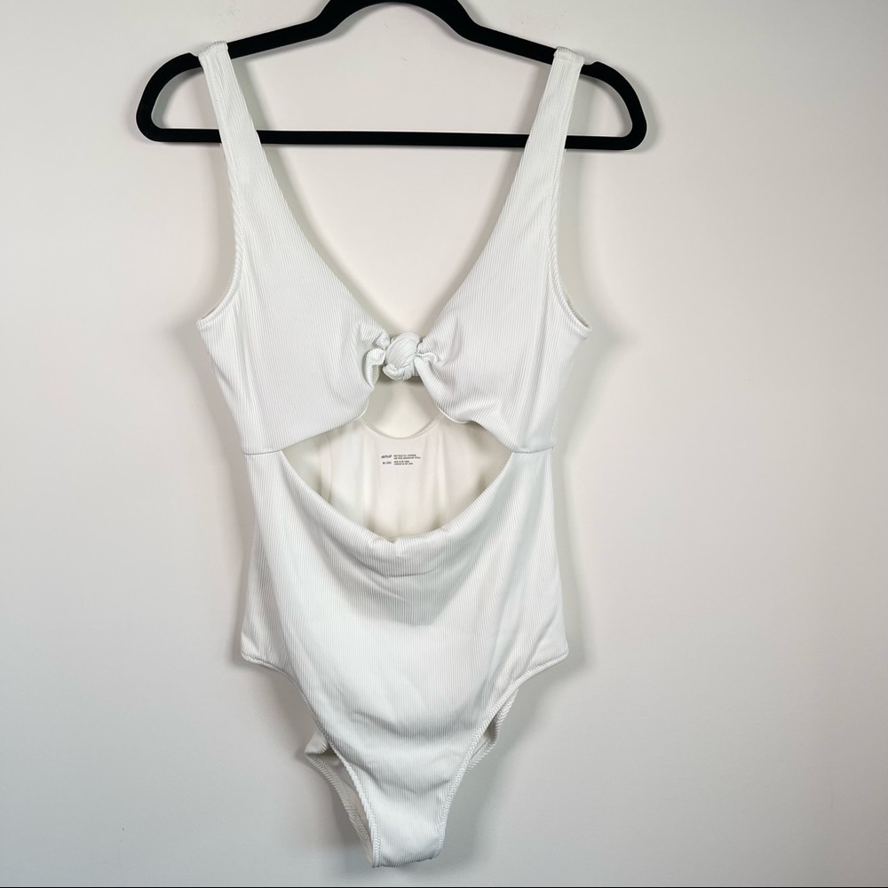 Aerie White Ribbed Knot One Piece Cutout Swimsuit size Medium Long